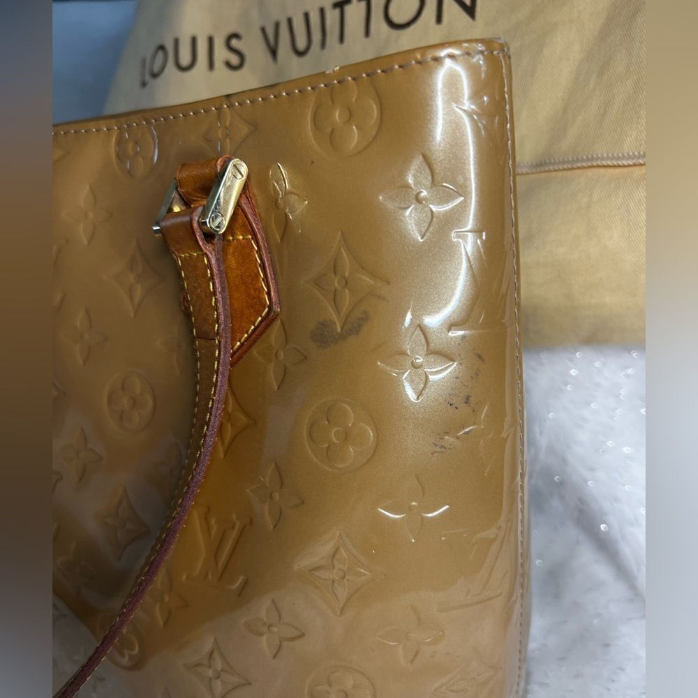 AUTH LOUIS VUITTON VERNIS BAG- tan/beige - Picture 5 of 15